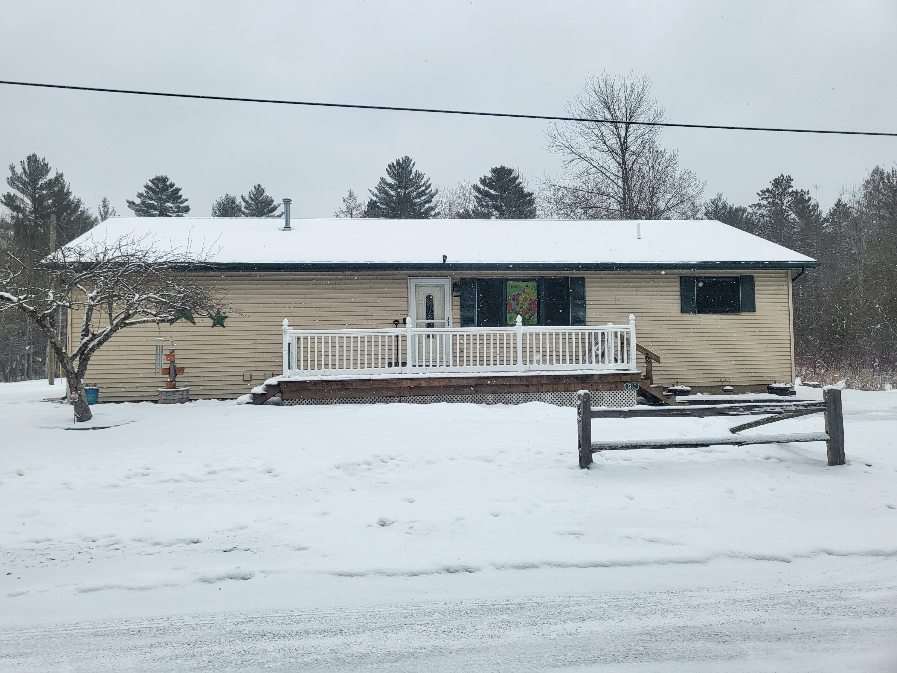 1337 Eagle Point Road Grayling, MI 49738 - Photo 2 of 69 Gallery Image 2