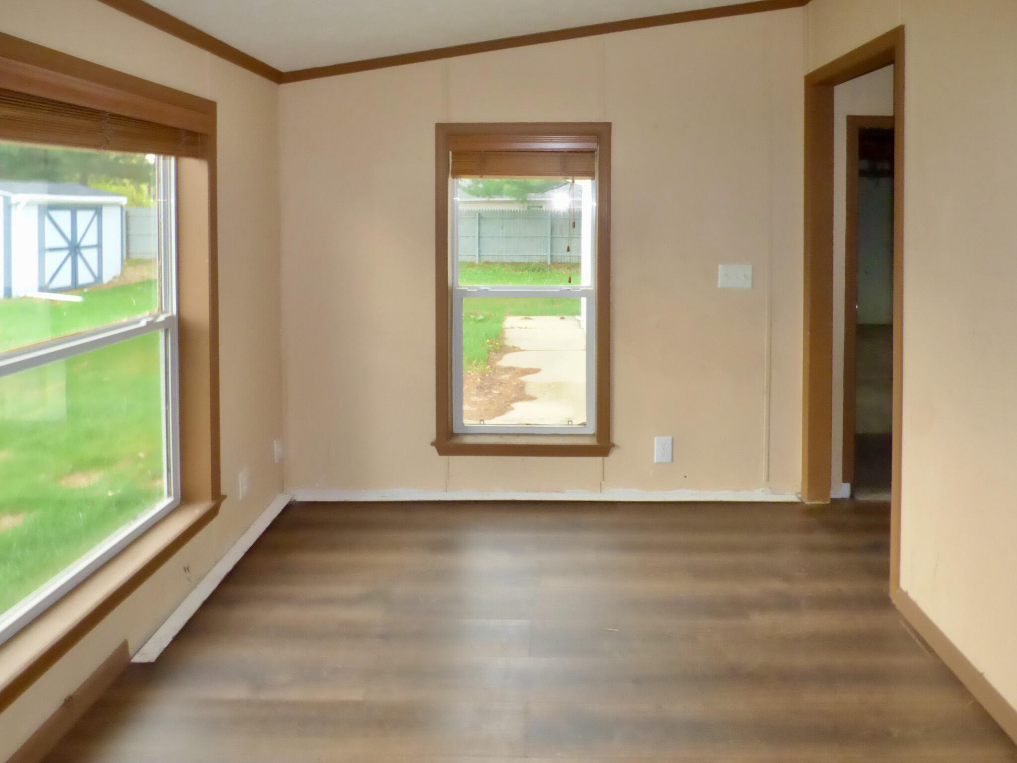 81877 47th Street Decatur, MI 49045 - Photo 17 of 28 dining area