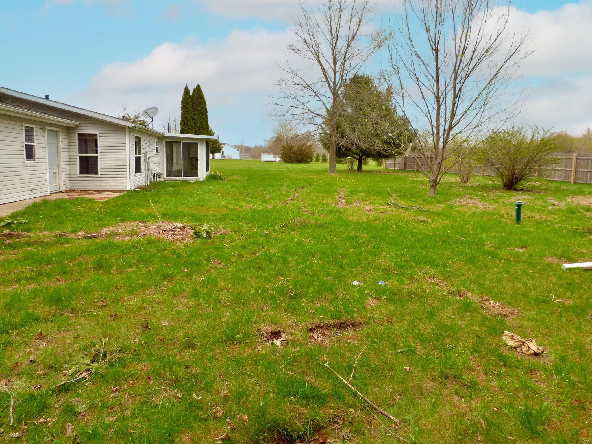 81877 47th Street Decatur, MI 49045 - Photo 26 of 28 back yard a
