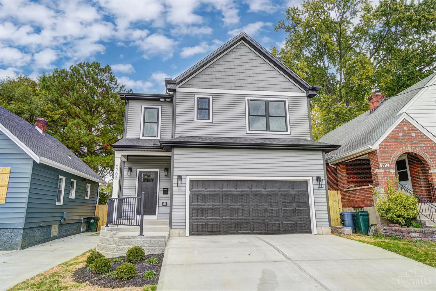 6908 Roe Street Cincinnati, OH 45227 - Photo 1 of 33