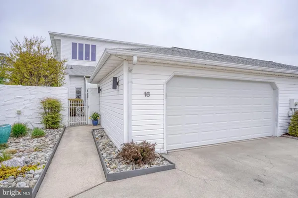 $550,000 | 16 Hunters Drive, Millsboro, DE 19966