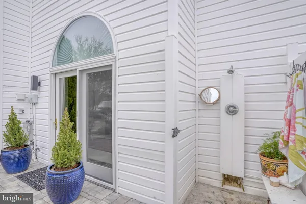$550,000 | 16 Hunters Drive, Millsboro, DE 19966