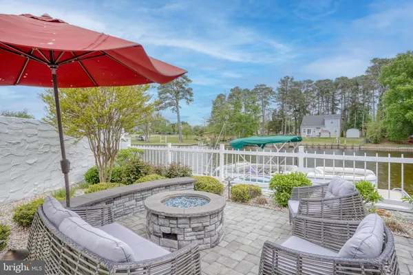 $550,000 | 16 Hunters Drive, Millsboro, DE 19966