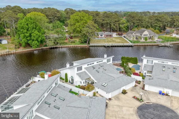 $550,000 | 16 Hunters Drive, Millsboro, DE 19966