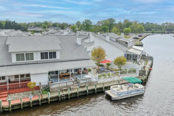 $550,000 | 16 Hunters Drive, Millsboro, DE 19966