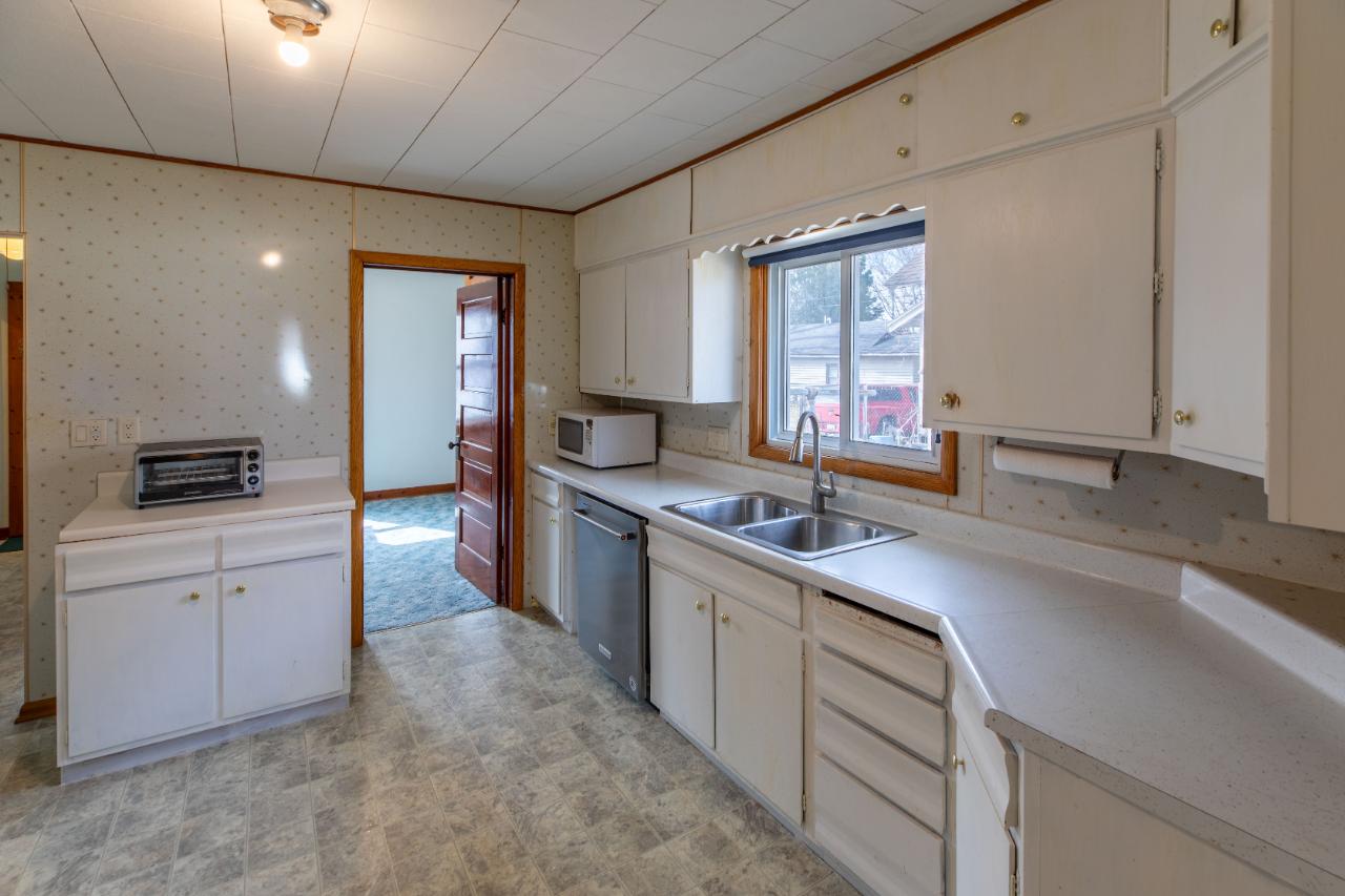335 Marshall Street Rhinelander, WI 54501 - Photo 4 of 40 Gallery Image 4