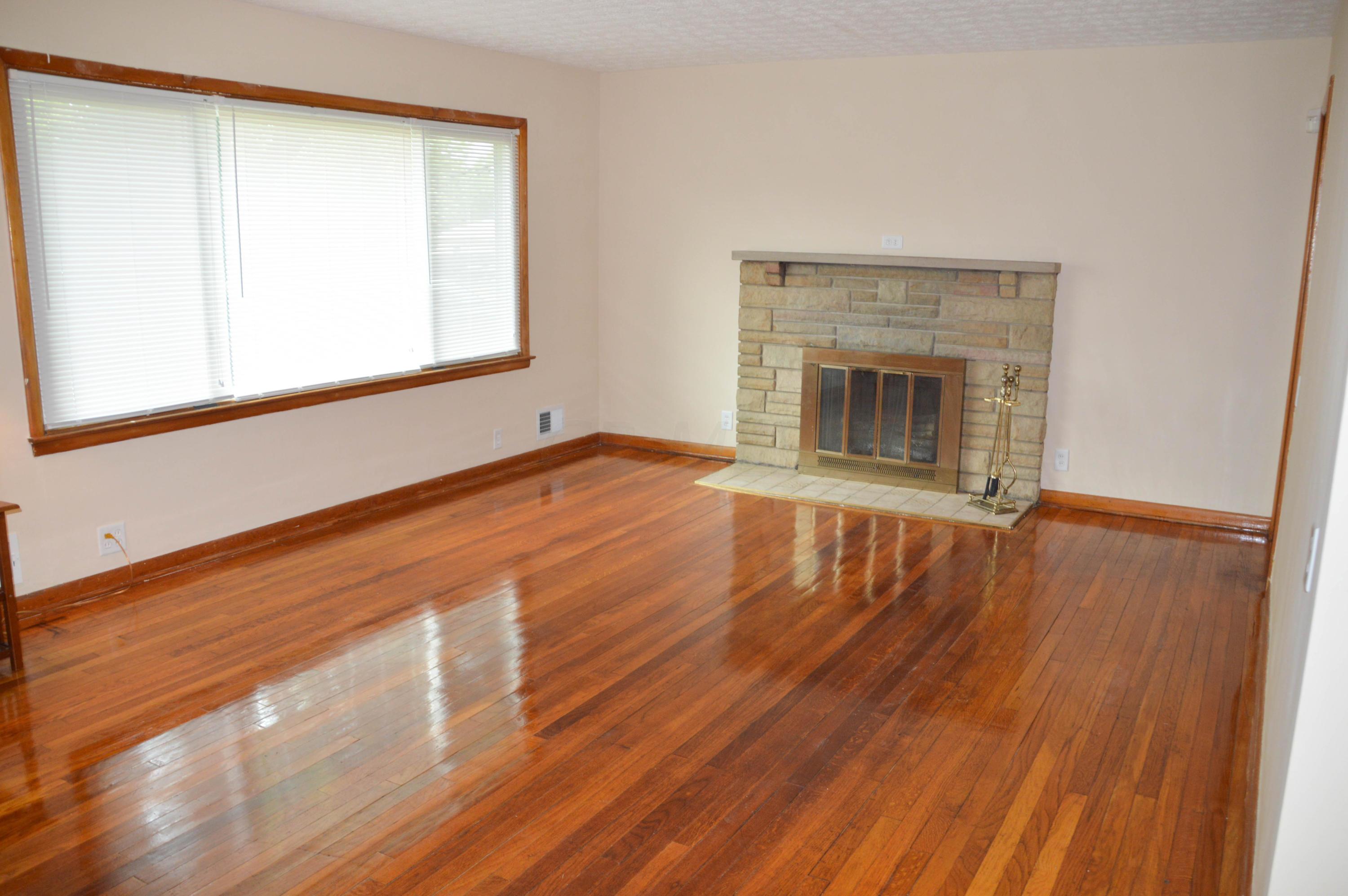 1024 Williams Road Columbus, OH 43207 - Photo 2 of 13 Gallery Image 2