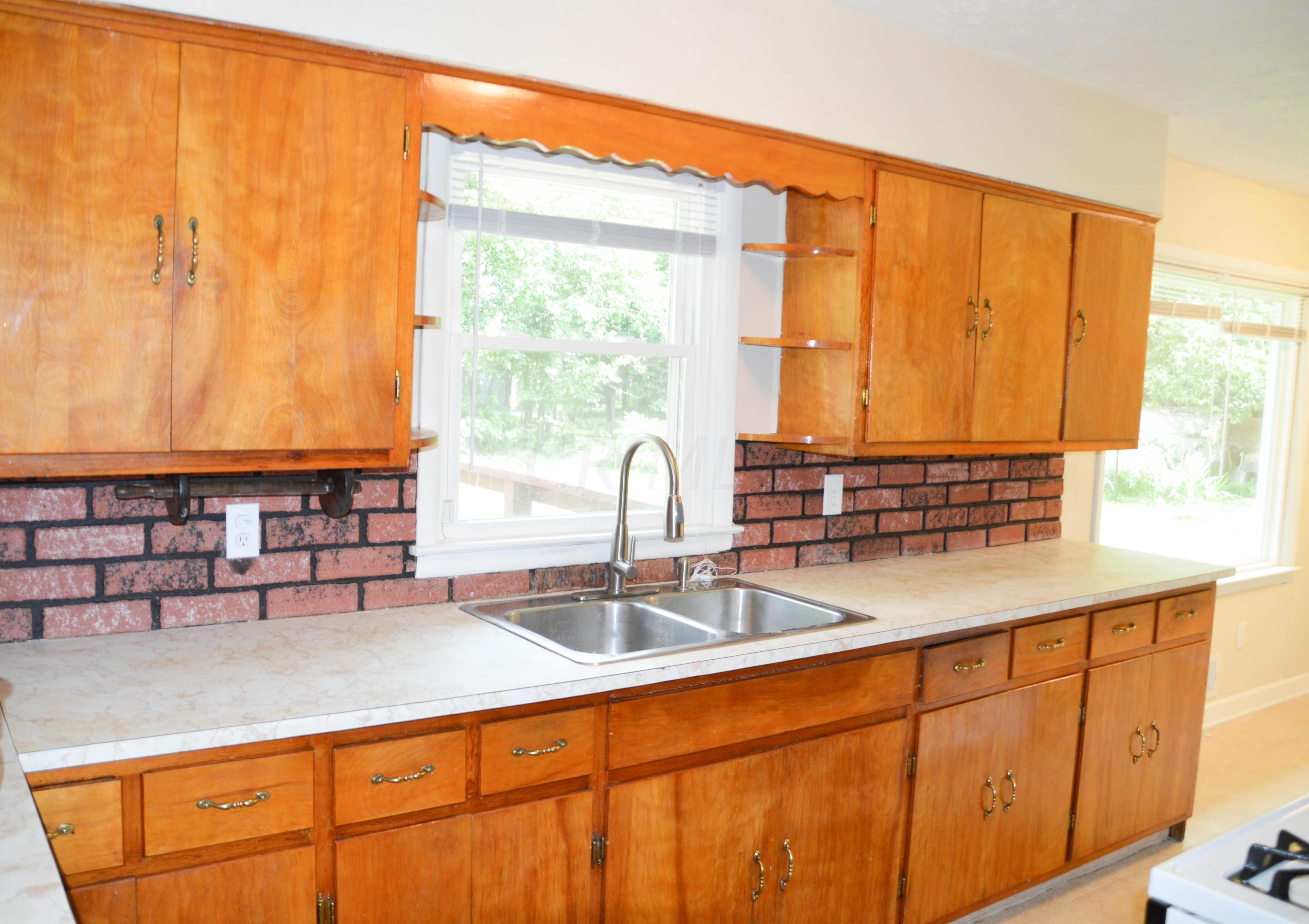 1024 Williams Road Columbus, OH 43207 - Photo 3 of 13 Gallery Image 3