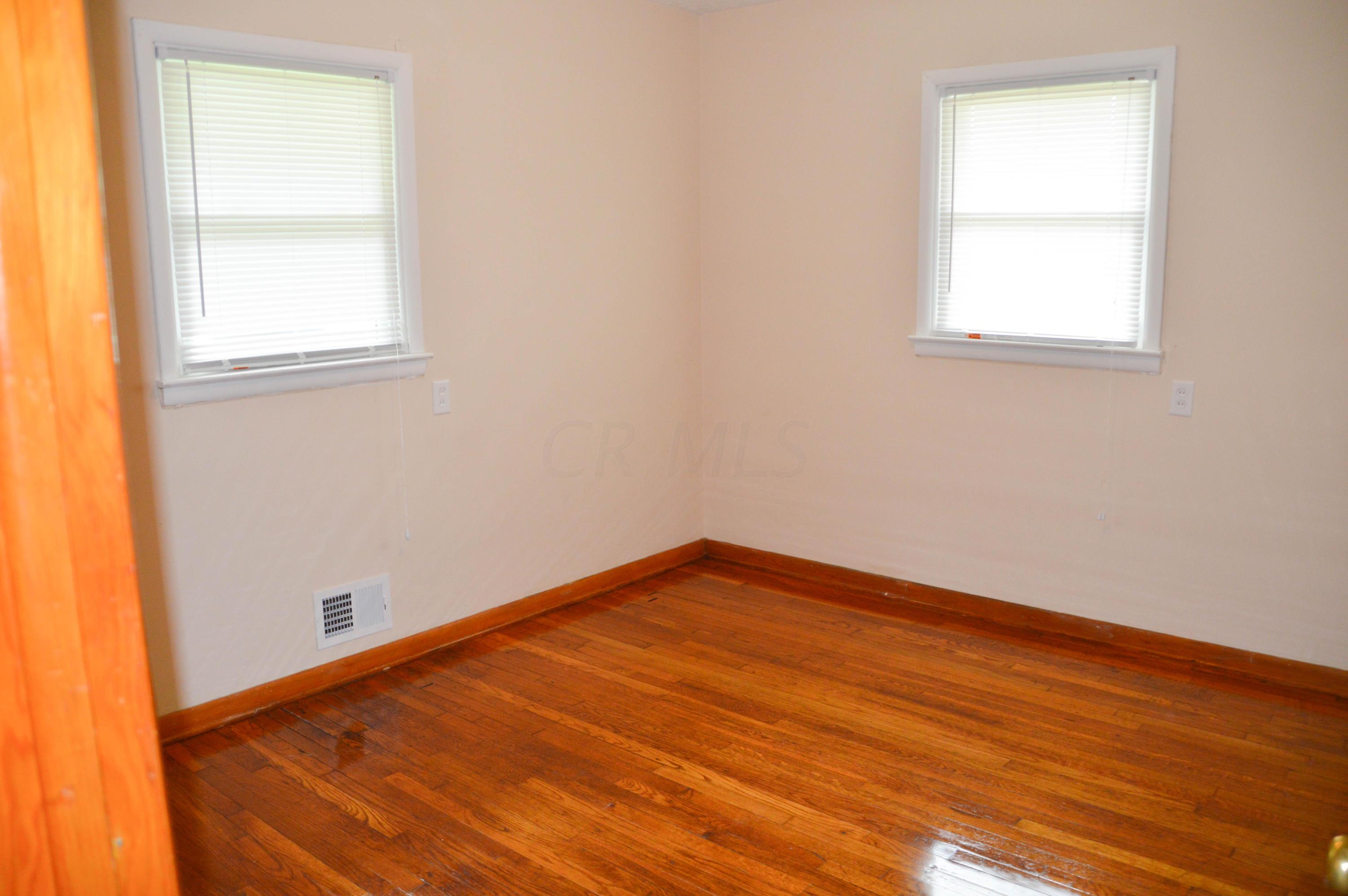 1024 Williams Road Columbus, OH 43207 - Photo 8 of 13 Gallery Image 8
