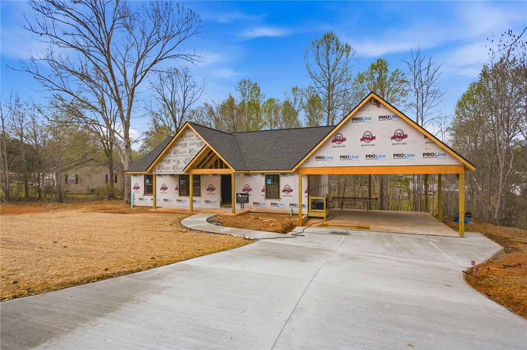 209 Castlebrook Drive Walhalla, SC 29691 - Photo 2 of 20