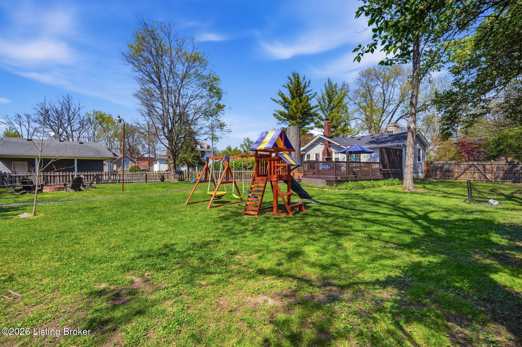 418 Wood Road Louisville, KY 40222 - Photo 62 of 97 photo_online_063