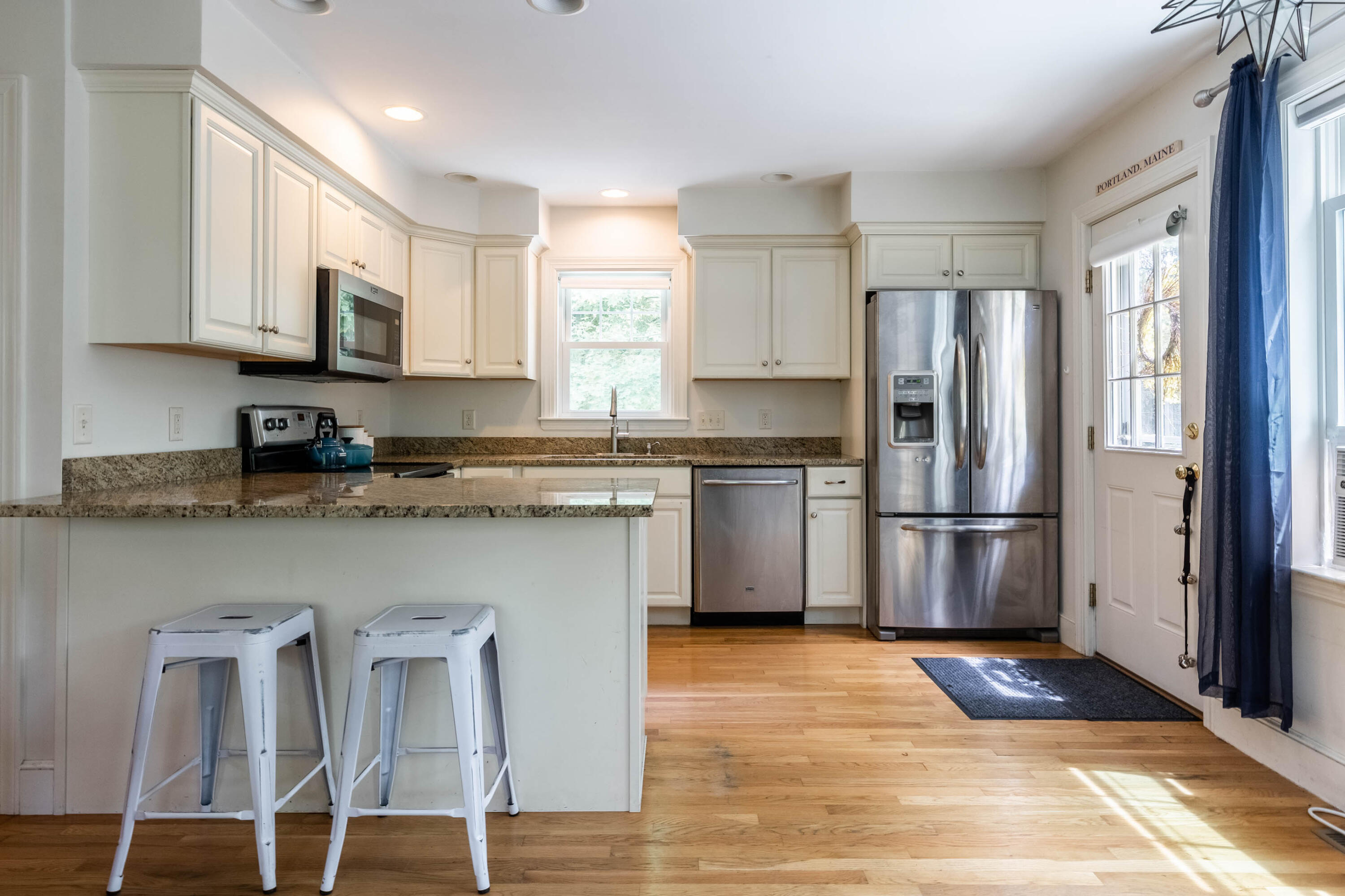266 Mitchell Road Cape Elizabeth, ME 04107 - Photo 5 of 52 2-Interior-14-3