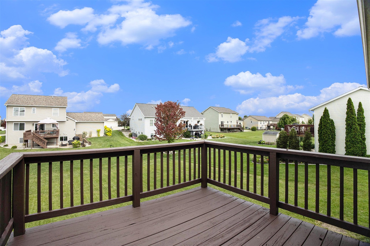 6474 Prairie Caledonia, MI 49316 - Photo 3 of 28
