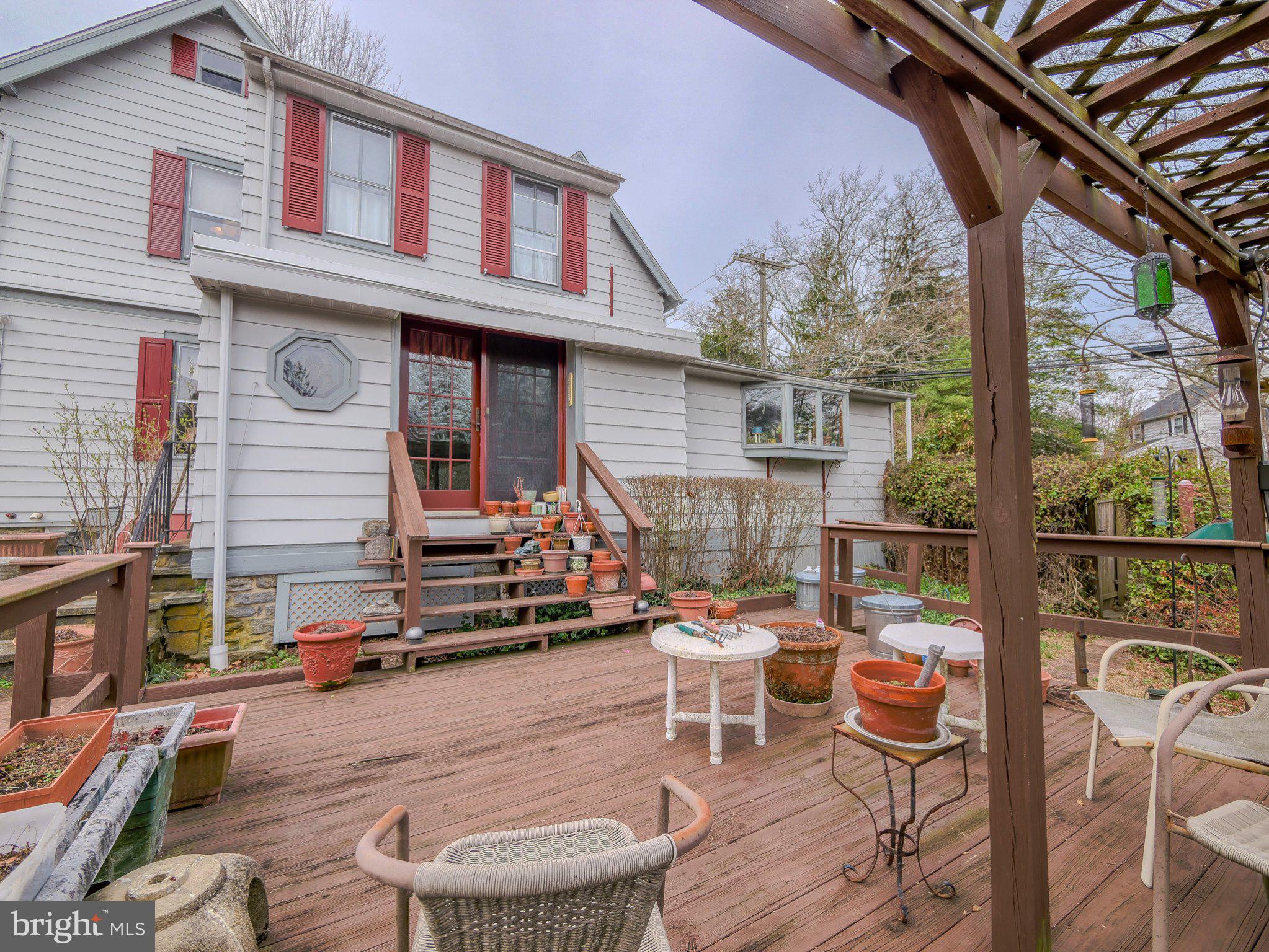 332 North Providence Road Wallingford, PA 19086 - Photo 41 of 48 a view of a chairs and table in the balcony