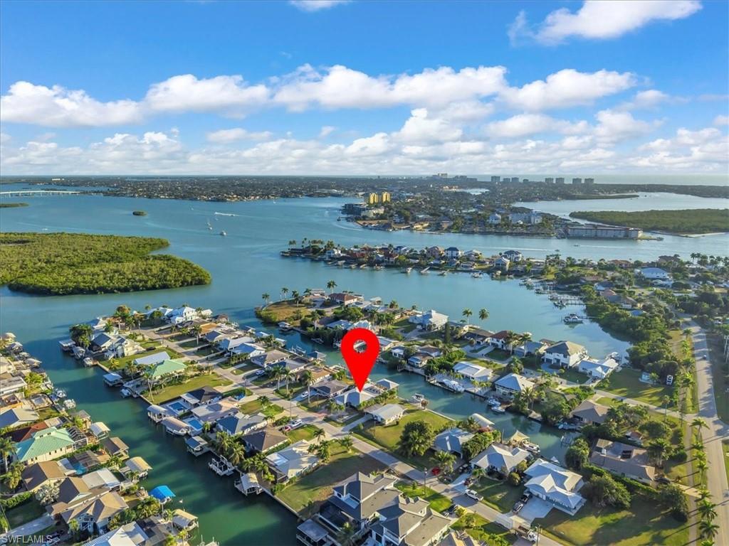 128 San Salvador Street Naples, FL 34113 - Photo 2 of 35