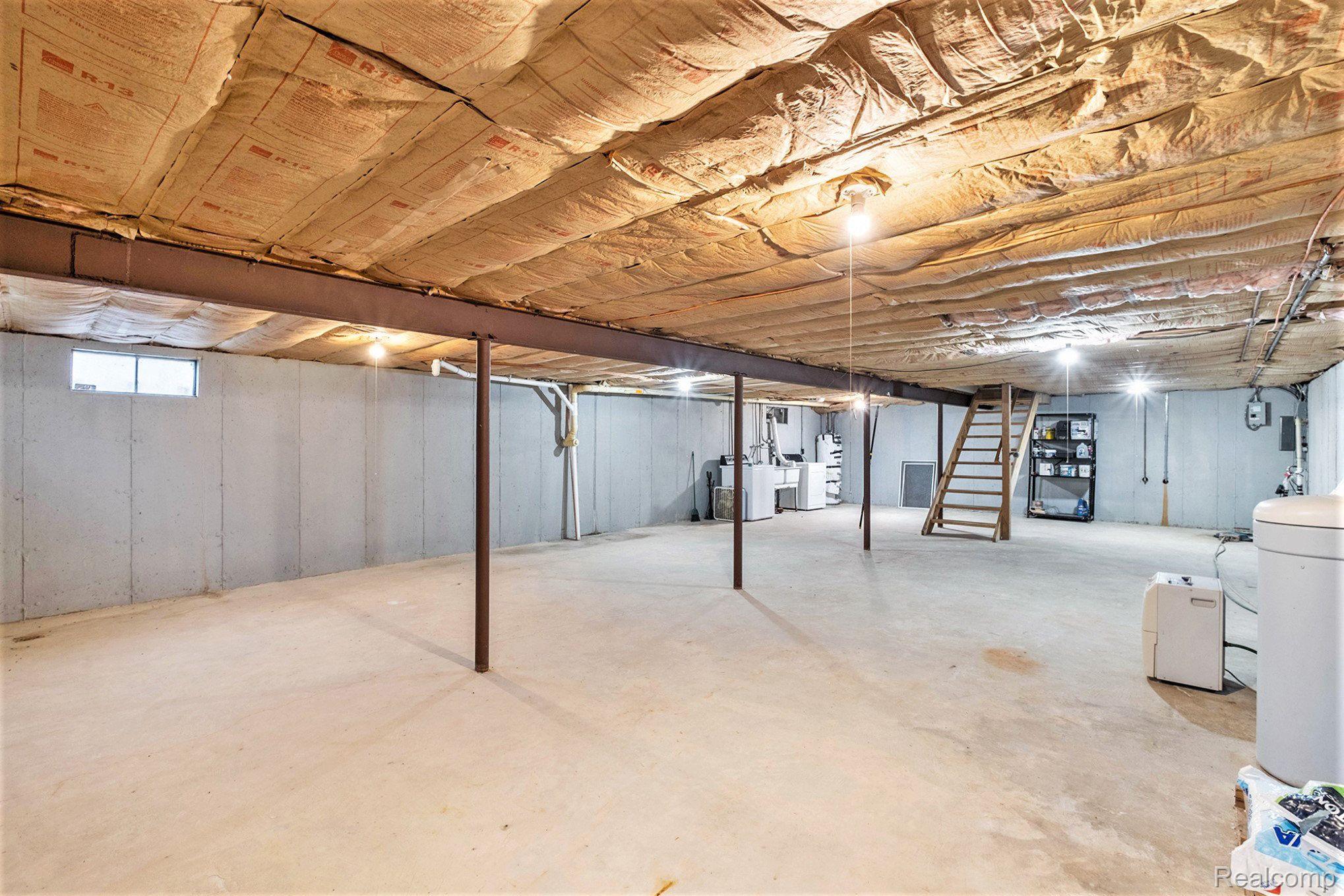 12265 Barnes Road Byron, MI 48418 - Photo 15 of 31 Gallery Image 15
