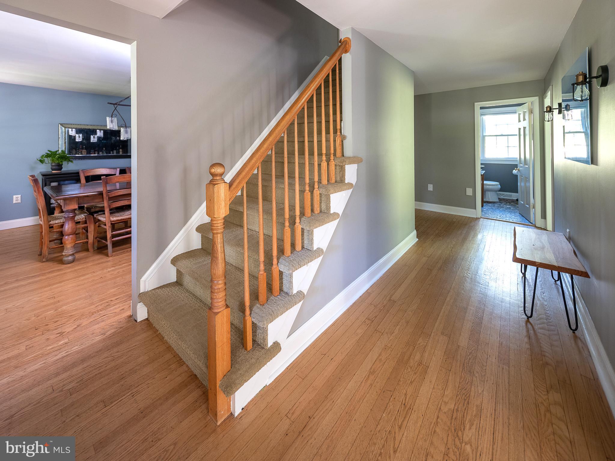 333 Green Valley Road Langhorne, PA 19047 - Photo 4 of 41 Foyer
