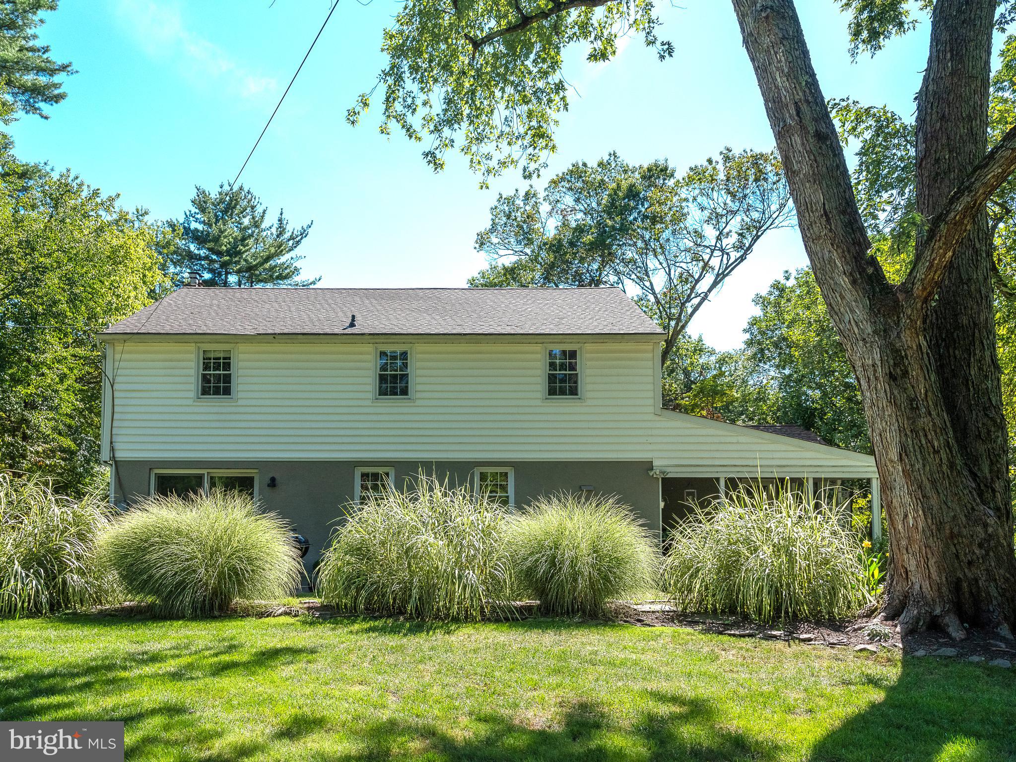 333 Green Valley Road Langhorne, PA 19047 - Photo 33 of 41 Beautifully landscaped back yard