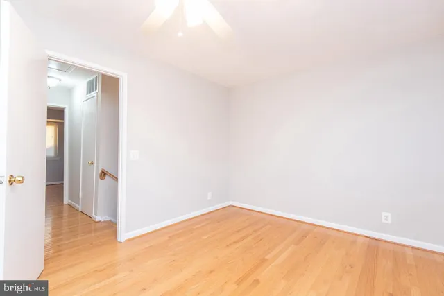 a view of empty room