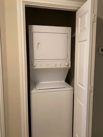 a close up view of a washer and dryer