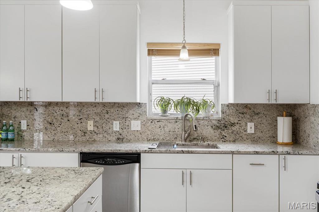 9 Amber Ridge Court High Ridge, MO 63049 - Photo 16 of 48