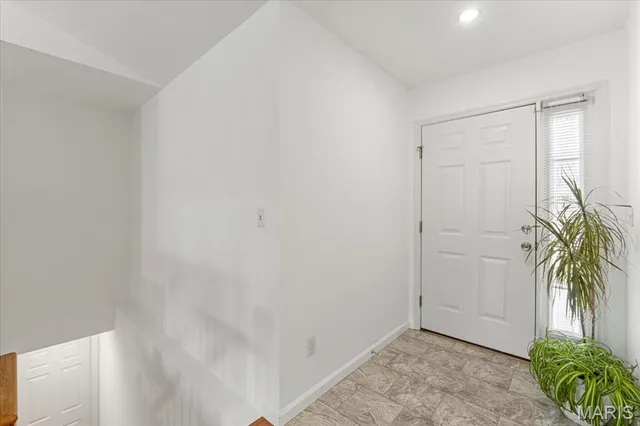 $499,000 | 9 Amber Ridge Court, High Ridge, MO 63049