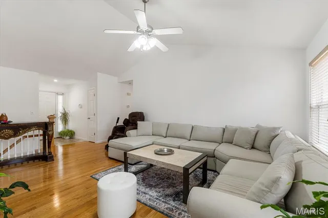 $499,000 | 9 Amber Ridge Court, High Ridge, MO 63049