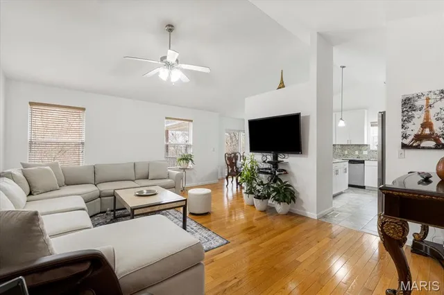 $499,000 | 9 Amber Ridge Court, High Ridge, MO 63049