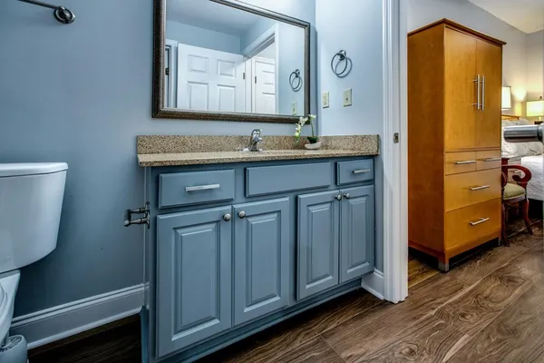 $229,000 | 215 West College Avenue, Unit 711, Tallahassee, FL 32301