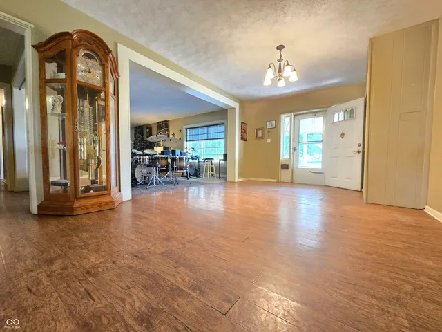 $369,900 | 2092 North 250 East, Rushville, IN 46173