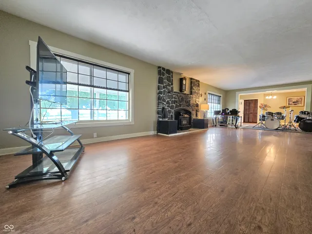 $369,900 | 2092 North 250 East, Rushville, IN 46173