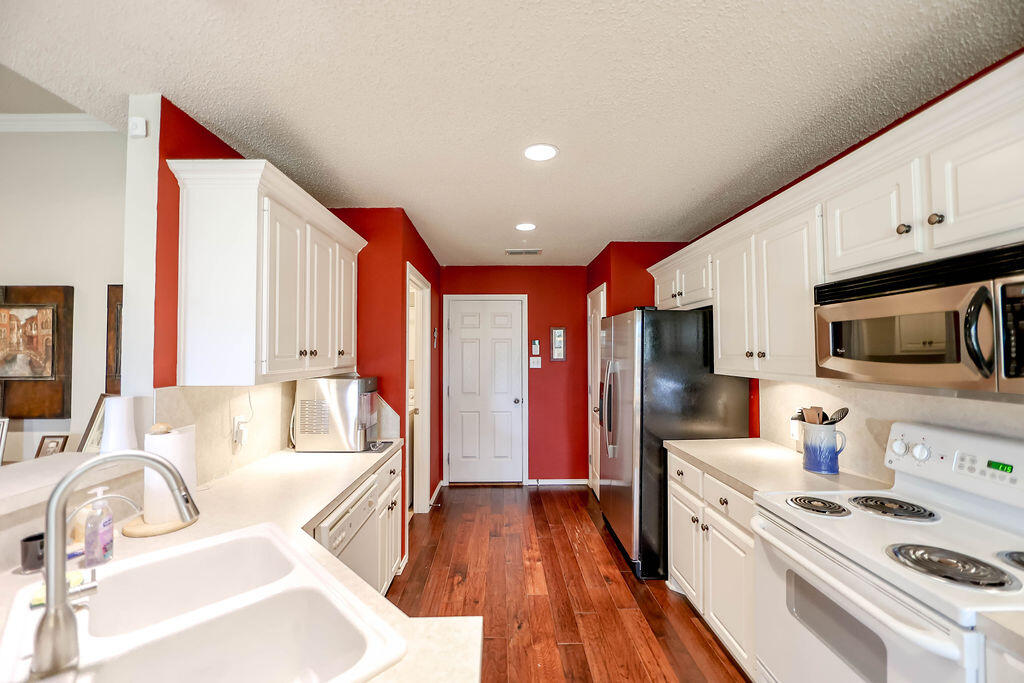 6540 87th Street Lubbock, TX 79424 - Photo 22 of 34 6540_87THST_BYFORD-29