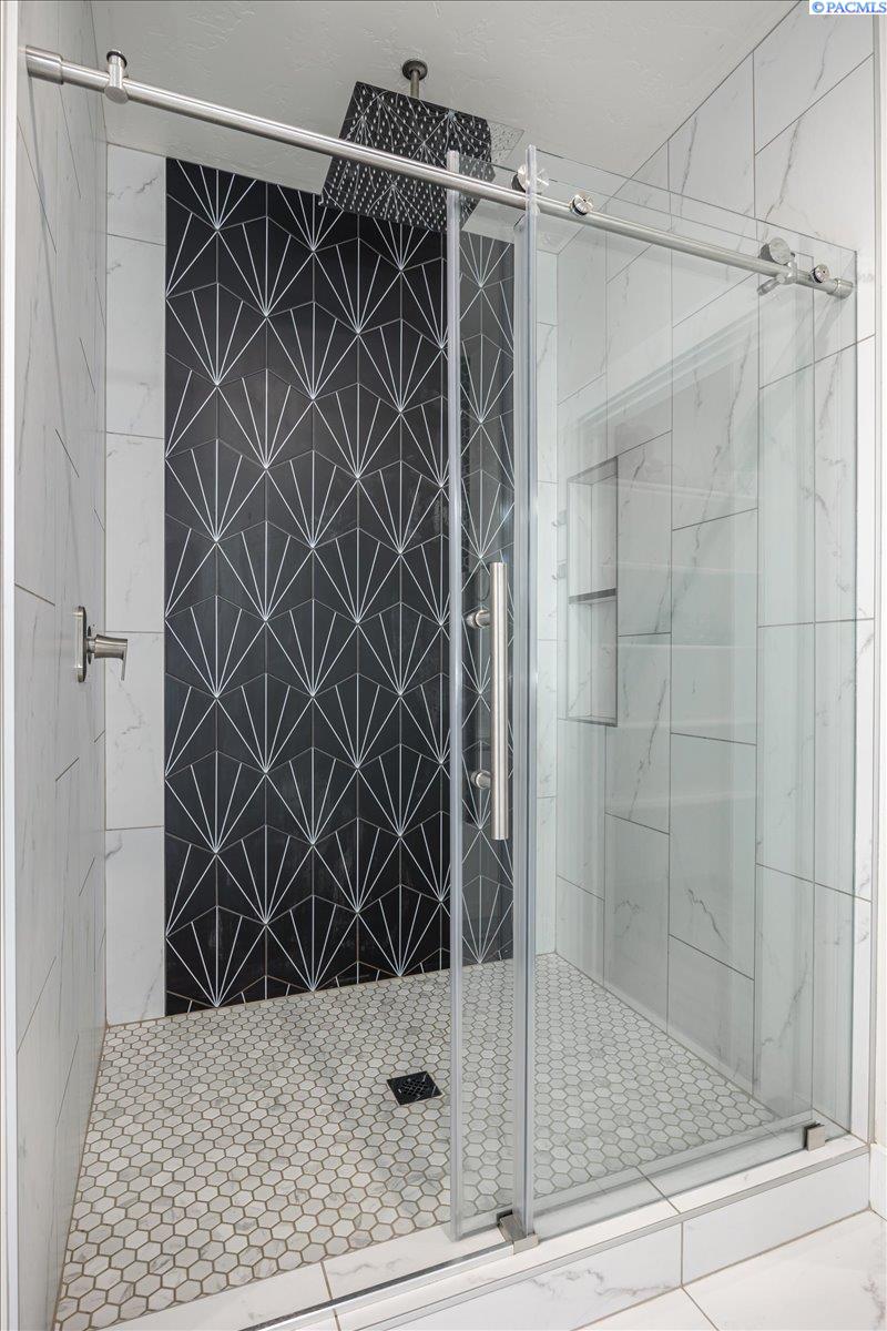 6419 West Richardson Road Pasco, WA 99301 - Photo 17 of 46 Gallery Image 17