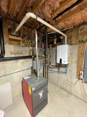 $915,000 | 86 Talbot Road, Harriman, NY 10926