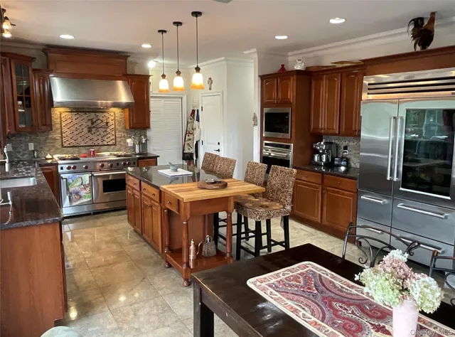 $915,000 | 86 Talbot Road, Harriman, NY 10926