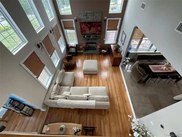 $915,000 | 86 Talbot Road, Harriman, NY 10926