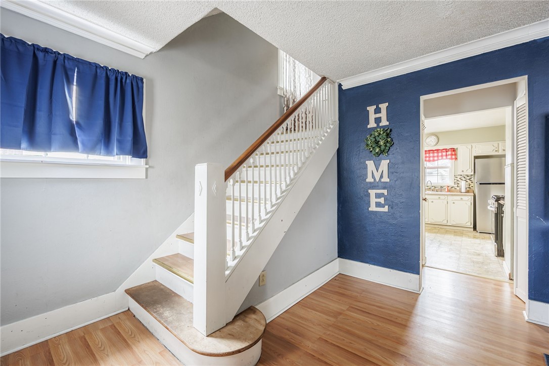 187 Nichols Street Rochester, NY 14609 - Photo 4 of 30