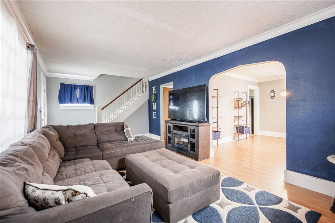 187 Nichols Street Rochester, NY 14609 - Photo 5 of 30