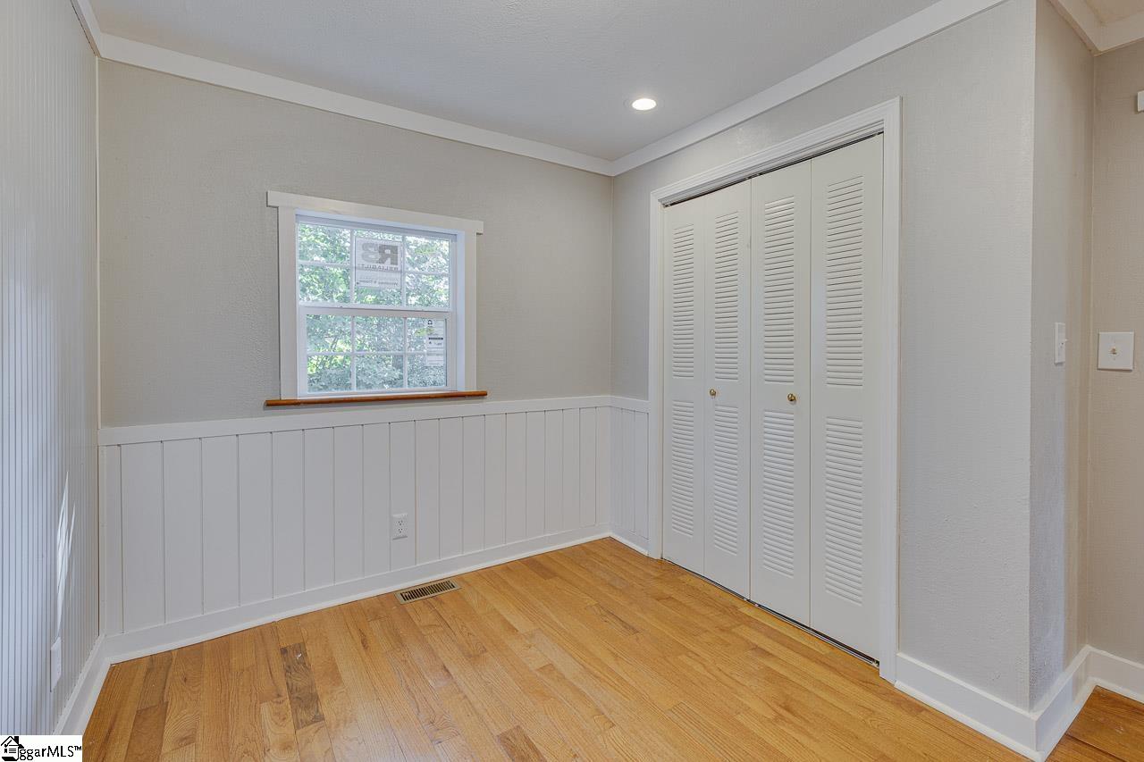 709 Chestnut Ridge Road Marietta, SC 29661 - Photo 13 of 32 Gallery Image 13
