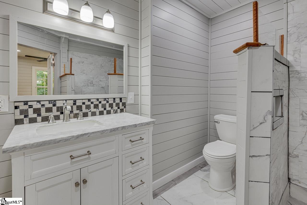 709 Chestnut Ridge Road Marietta, SC 29661 - Photo 17 of 32 Gallery Image 17