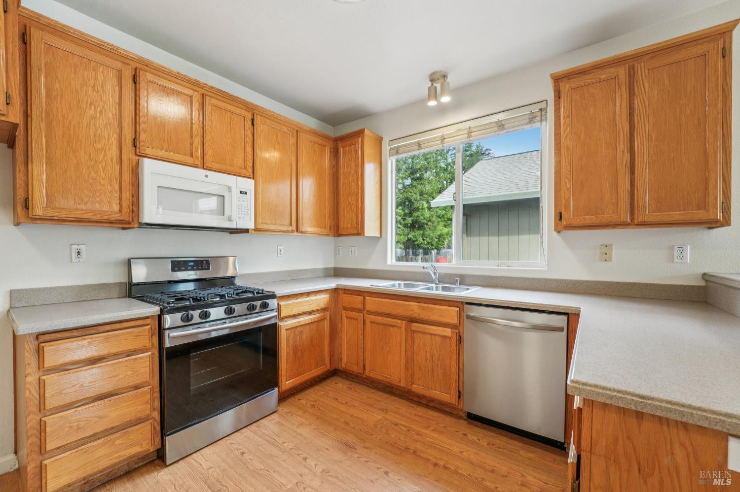 1311 Peterson Lane Santa Rosa, CA 95403 - Photo 22 of 48