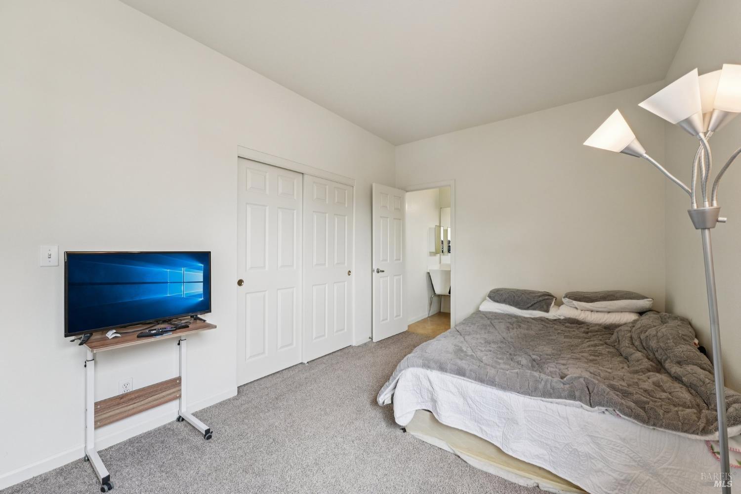 1311 Peterson Lane Santa Rosa, CA 95403 - Photo 8 of 48