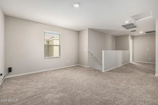 $380,000 | 8046 West Agora Lane, Phoenix, AZ 85043