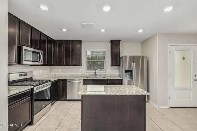 $380,000 | 8046 West Agora Lane, Phoenix, AZ 85043