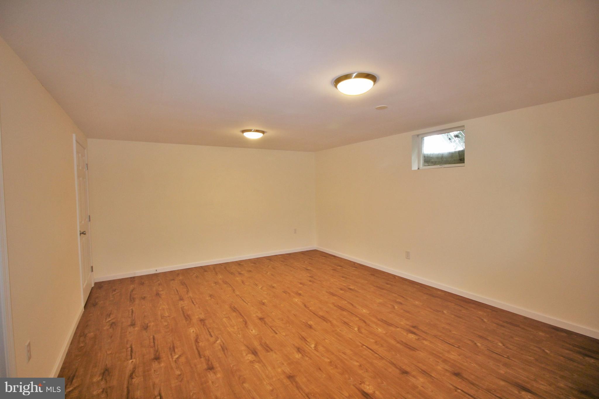 12919 Old Annapolis Road Mount Airy, MD 21771 - Photo 22 of 30 a view of empty room