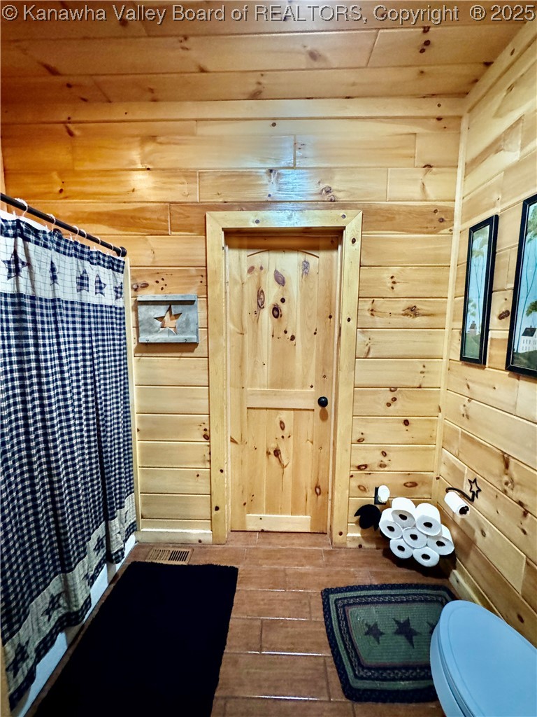 2299 Striker Frk Road Chapmanville, WV 25508 - Photo 29 of 48 Gallery Image 29