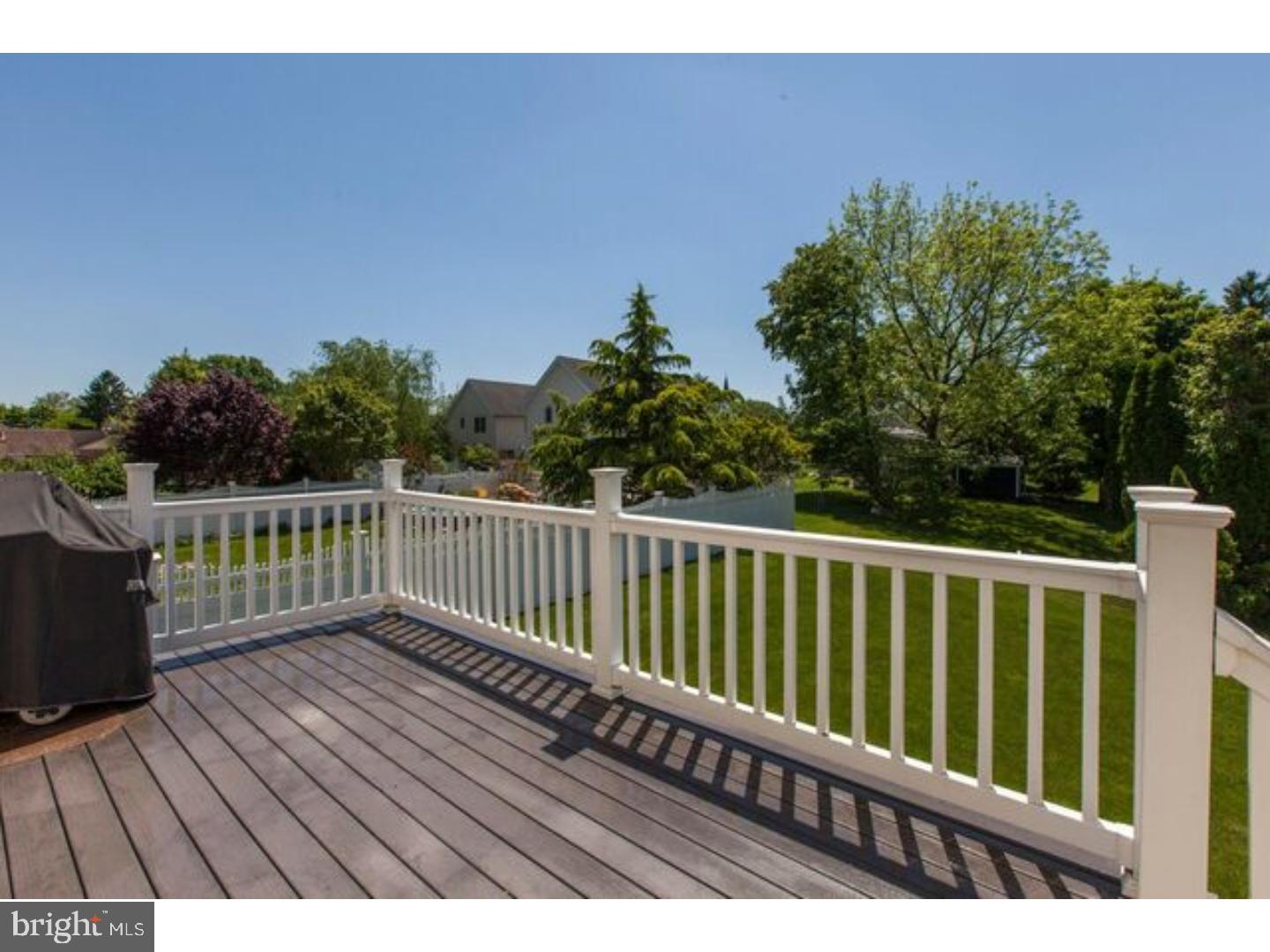 8730 Brierdale Road Philadelphia, PA 19128 - Photo 23 of 23 Deck
