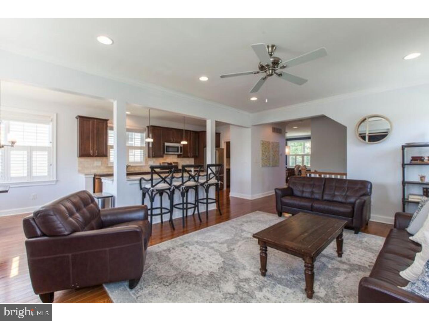 8730 Brierdale Road Philadelphia, PA 19128 - Photo 9 of 23 Living Room
