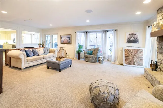 $629,950 | 9732 West 115th Street, Overland Park, KS 66210