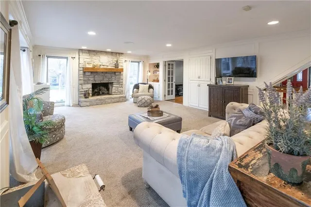 $629,950 | 9732 West 115th Street, Overland Park, KS 66210